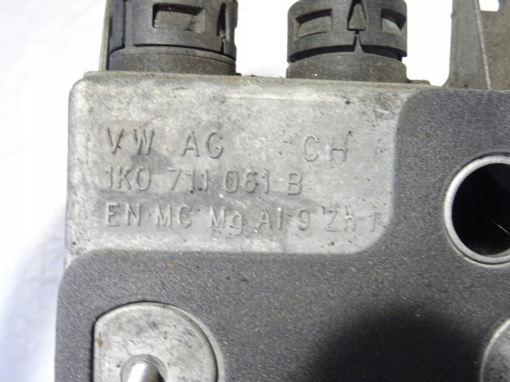 фото №9, Тросы домкрат изменения 6 кпп / коробка передач seat altea toledo iii 3 2.0 tdi 1k0711049bh