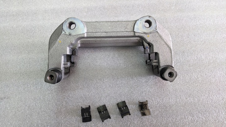 фото №9, M нова оригінал поворотна опора захист скоба супорт merc ml w167 gle gls 16726r