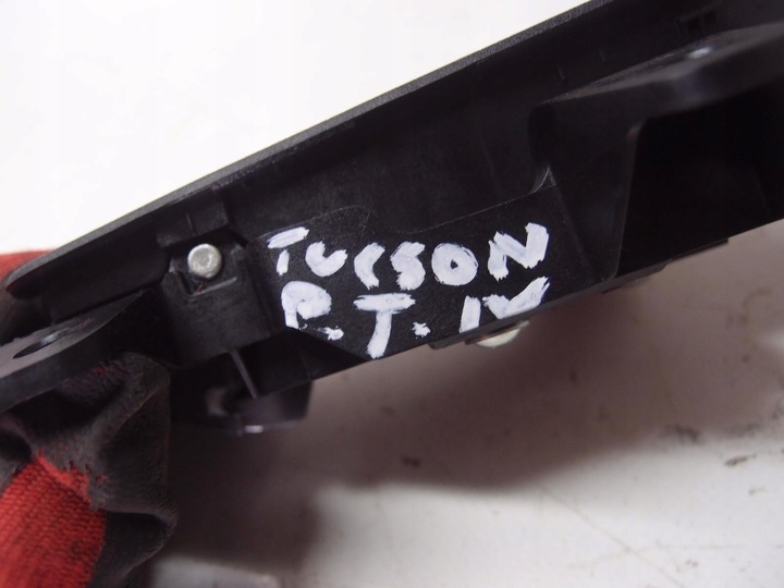 фото №5, Ручка дверь правый зад tucson iv