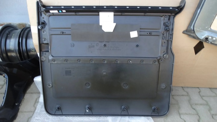 фото №7, Оббивка боковина лівий зад 7e5867027 vw t5 ролета