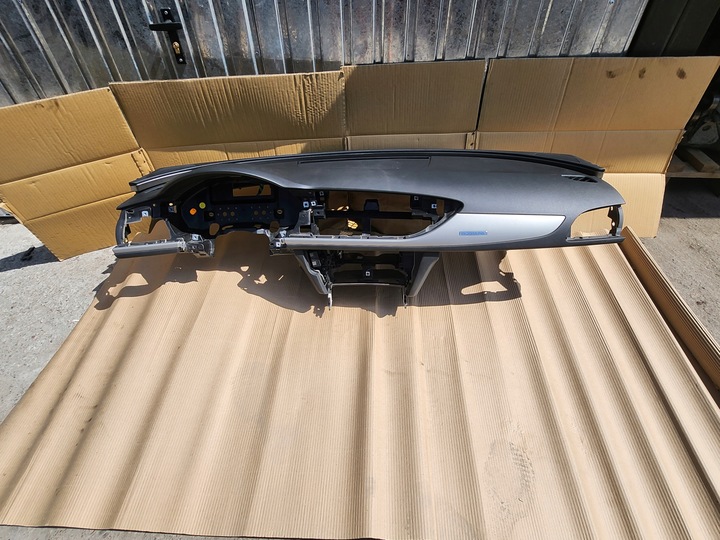 фото №1, Панель консоль капот audi a6 c7 оригинал 2011-