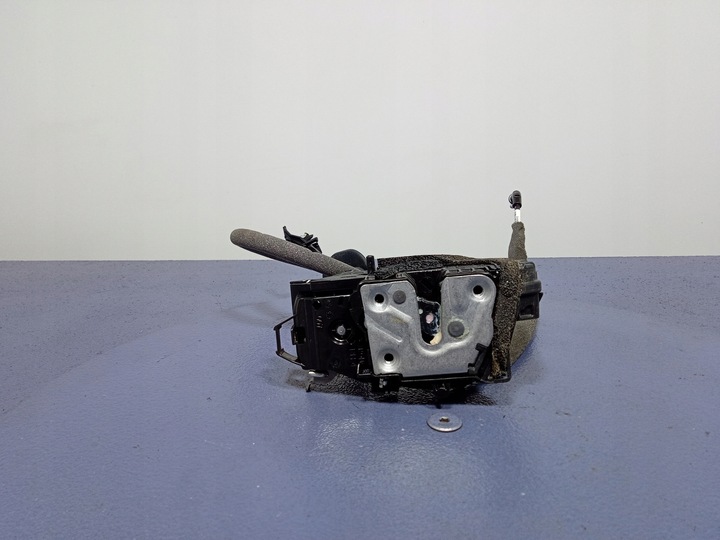 фото №3, Renault clio v 19- замок дверь зад правые 4 pin 825007311r