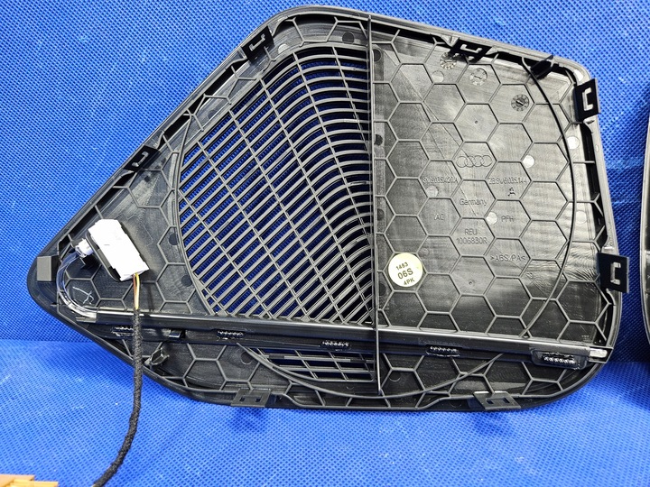 фото №8, Audi a5 f5 захисні накладки динаміка bang olufsen ліва права 8w6035419a 8w6035420a