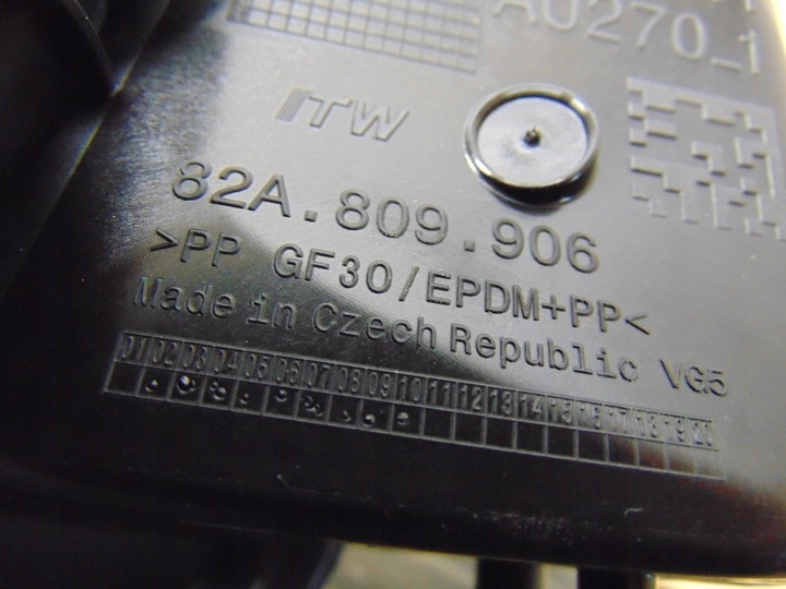 фото №10, Крышка заливка топлива крепление audi a1 82a809906