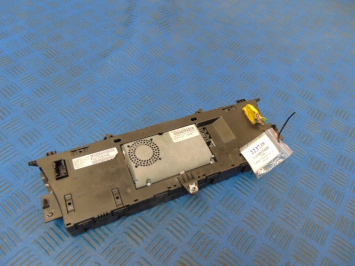 фото №8, Citroen c4 picasso 2.0hdi 16v спидометр p9663389080-00