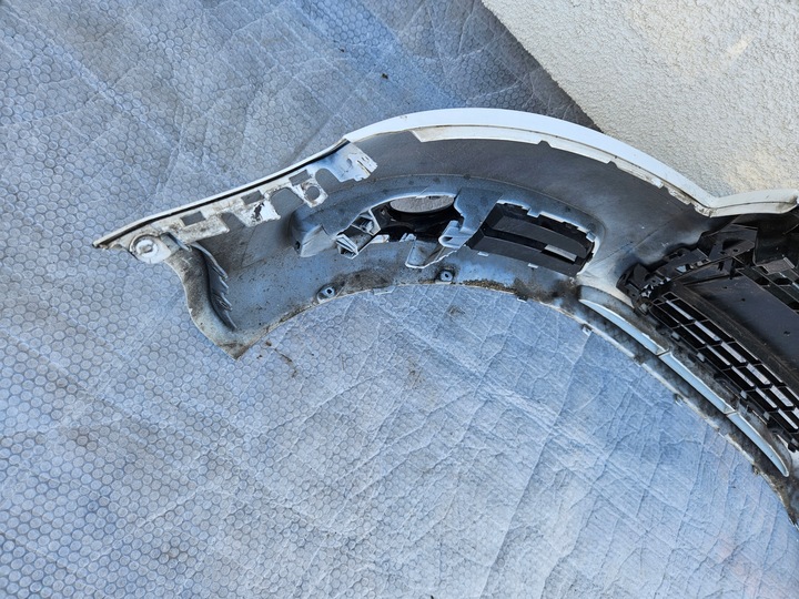 фото №13, Audi a3 8p0 рестайлинг бампер перед решётка радиатора решётка левая