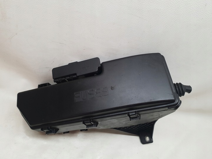 фото №3, Volvo v70 ii xc70 02-07 2.5t корпус запобіжників