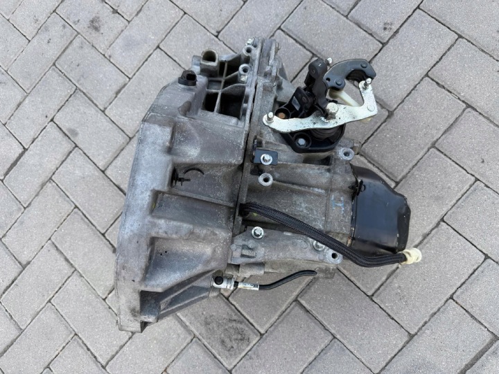 фото №8, Коробка передач dacia renault nissan mercedes r 1.5 dci jr5368 92tyś km