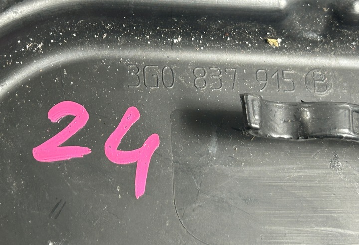 фото №4, Заглушка двері лівий перед vw passat b8 3g0837915b