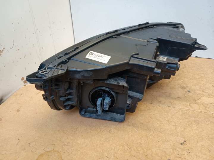 фото №11, Лампы volvo xc90 полный led active high beam