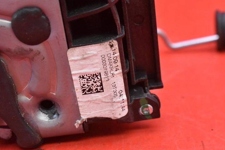 фото №6, Замок двері лівий зад задній a0997304100 mercedes c-klasa w205 14-21