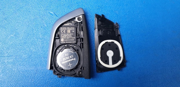 фото №7, Новый ключ pilot корпус bmw 3 4 5 x3 g20 g21 g22 g30 g01