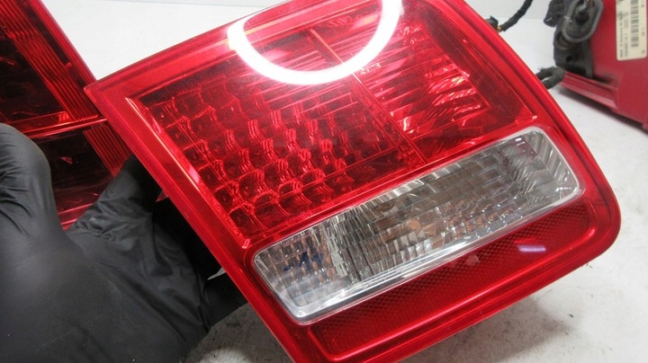 фото №8, Audi a8 s8 d3 4e 2004 лампа лампы зад задняя левая правая w крышка багажника крыло