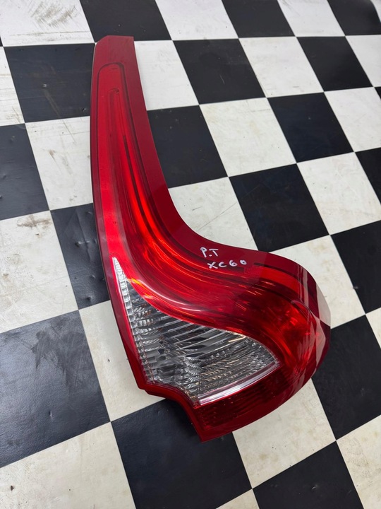 фото №7, Лампа праві зад volvo xc60 i 2013-2017 рестайлінг 31323035