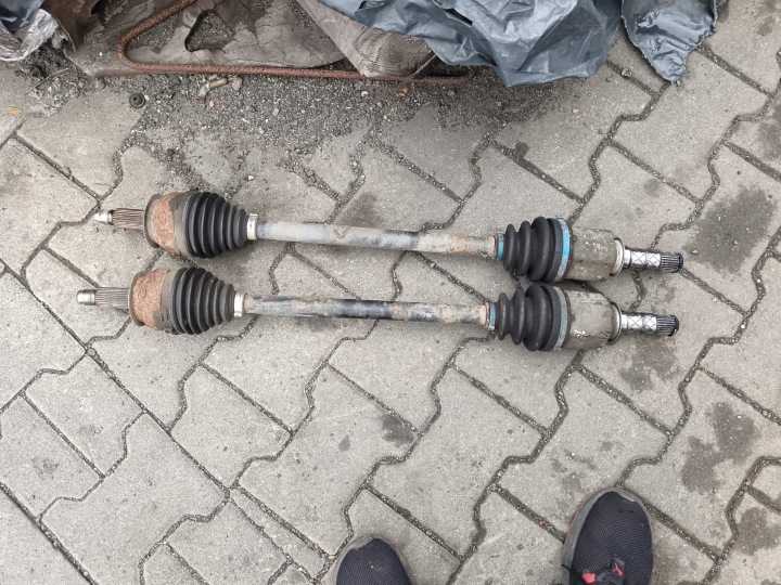 фото №6, Subaru impreza iii gr gh gd 1,5 піввісь зад ліва права задня пробіг 103tyś