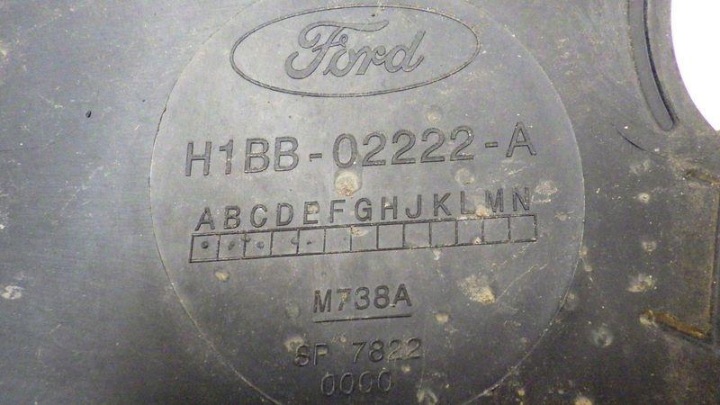 фото №10, Панель под лобовым стеклом европа ford fiesta vii mk8 st h1bb-02222-a