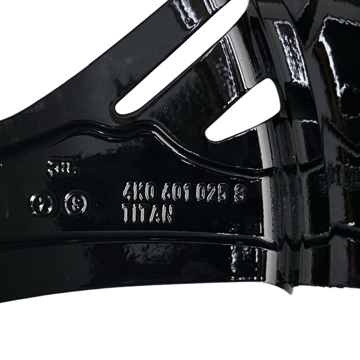 фото №13, Оригинальные диски алюминий 22" audi rs6 q8 sq8 4k0601025t