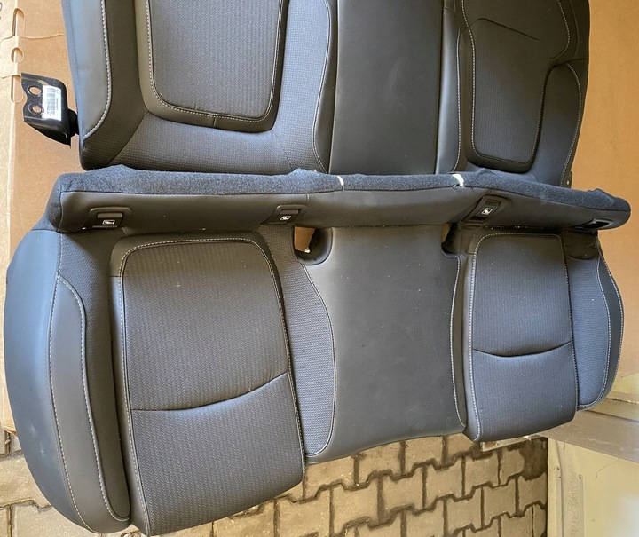 фото №5, Renault megane iv хетчбек сидіння задні диван сидіння салон оббивка