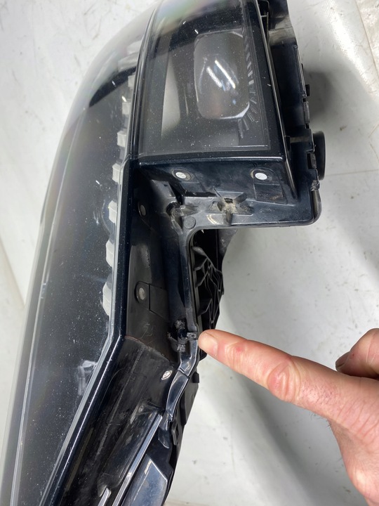 фото №10, Audi q8 rsq8 лампа ліва перед led matrix 4m8941035 18-