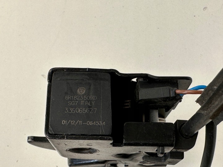 фото №7, Замок капота vw polo v 6r 6r1823509d 335065627