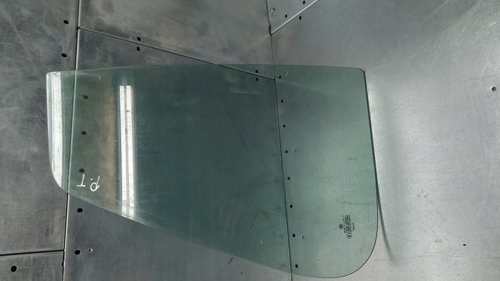 фото №1, Стекло правая зад треугольник vw golf iv 01r