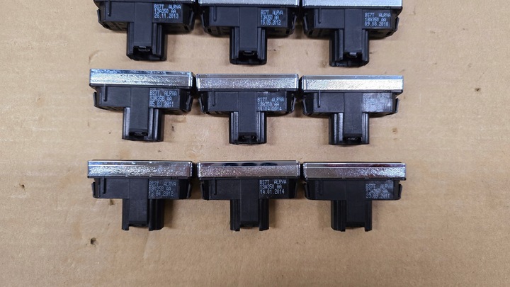 фото №13, Mondeo mk4 07-14 r. s-max mk1 galaxy mk2 mk3 06-15 r переключатель аварийных