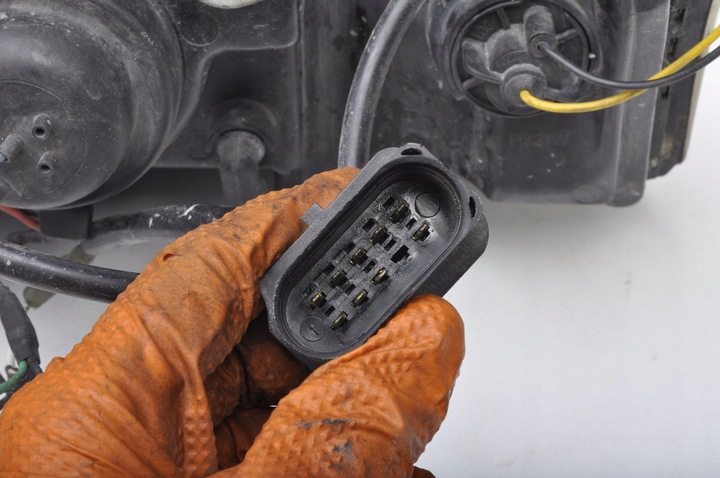 фото №7, Audi a6 c5 лампы перед комплект европа заменители sk3401-ada699 sonar