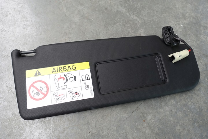 фото №1, Vw beetle 5c защита солнцезащитная солнцезащитный козырёк правая