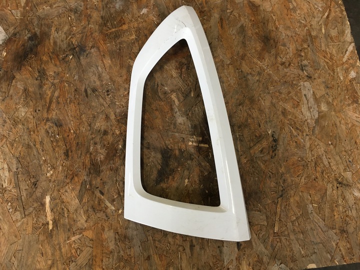 фото №1, Kia soul i 08- рамка корпус лампы левый зад