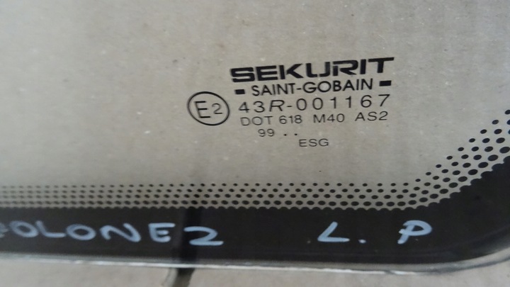 фото №3, Polonez caro стекло кузовная правые зад