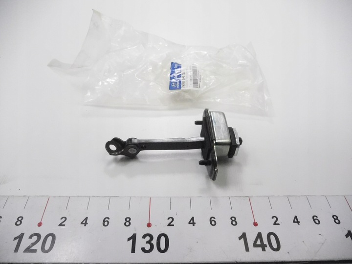 фото №7, Ограничитель дверь правые перед hyundai ix20 2015- оригинальный номер 79390 1p000