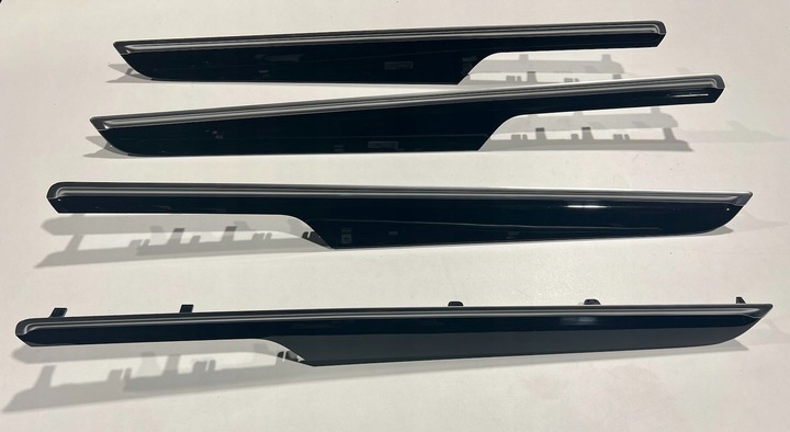 фото №5, Планки декоративний декори чорні porsche 95b macan