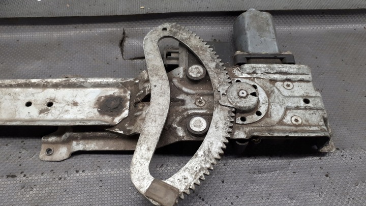 фото №10, 90481773 механізм скла лівий перед opel corsa b