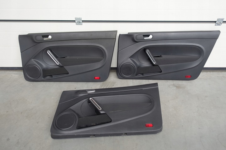 фото №1, Vw beetle 5c боковина обивка дверь правый