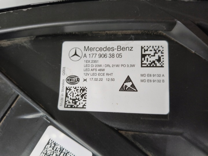 фото №12, Правая фара фара mercedes a-klasa w177 18- полный led