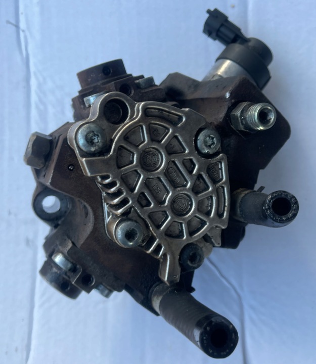 фото №5, Насос впрыскивающий топлива atleon cabstar maxity 3.0 04450100136