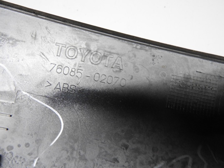 фото №9, Toyota auris i 3d 06-09 209 спойлер молдинг крышки 76085-02070