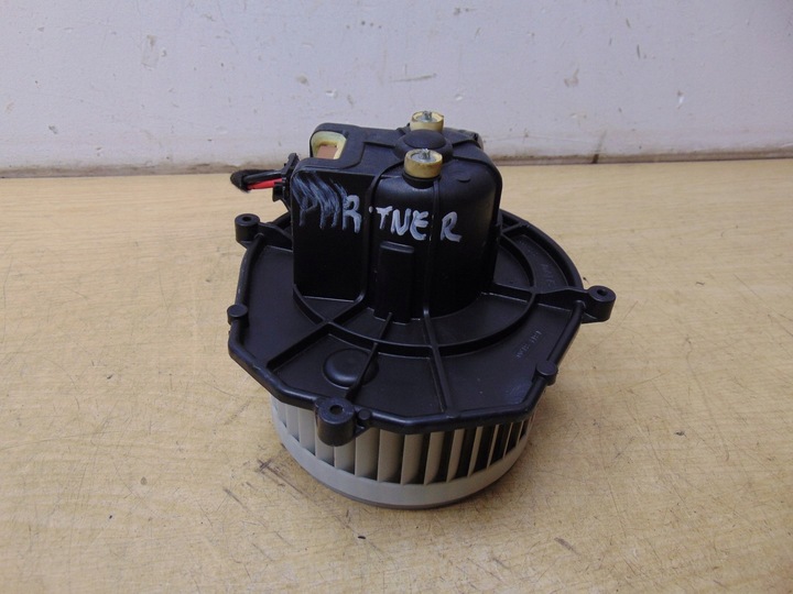 фото №1, Повітродувка нагрівача вентилятор berlingo 3 європа