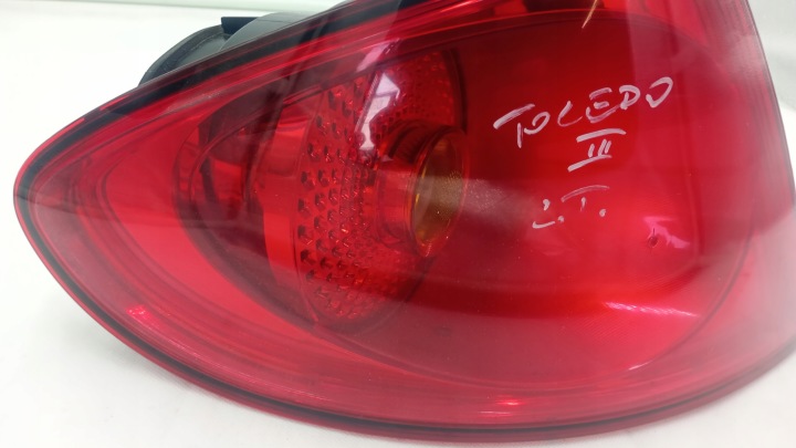 фото №13, Фара задняя левая seat toledo iii 5p5945095b 5p5945111