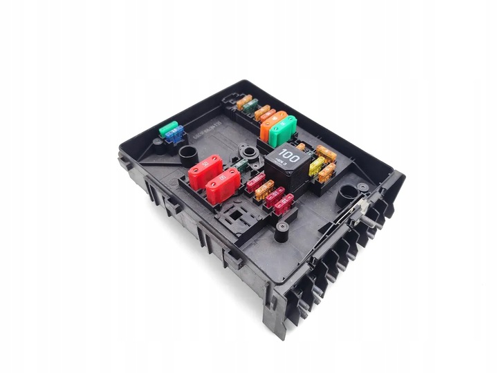 фото №1, Vw touran рамка / модуль предохранителей 2.0 tdi дизель 103kw 140 hp 2007