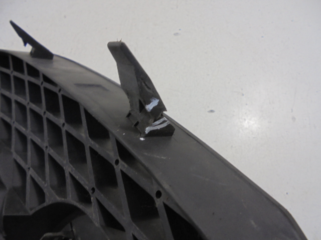 фото №3, Mazda 6 i gg решётка решётка радиатора 02-05 5d gj6a50712