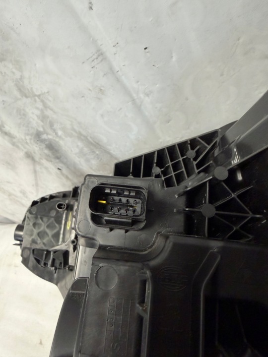 фото №13, Фара полный led правая правое перед volvo ex30 23-