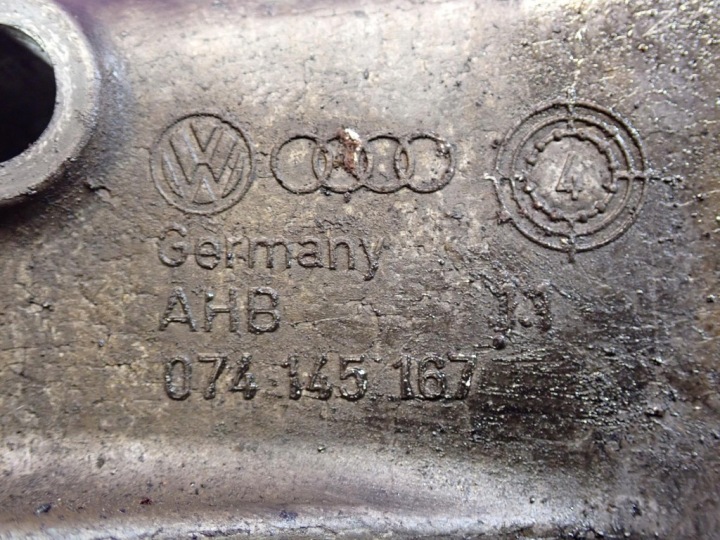 фото №8, Vw transporter t4 90-03 2.4 d 77km насос гідропідсилювач кронштейн 074145167