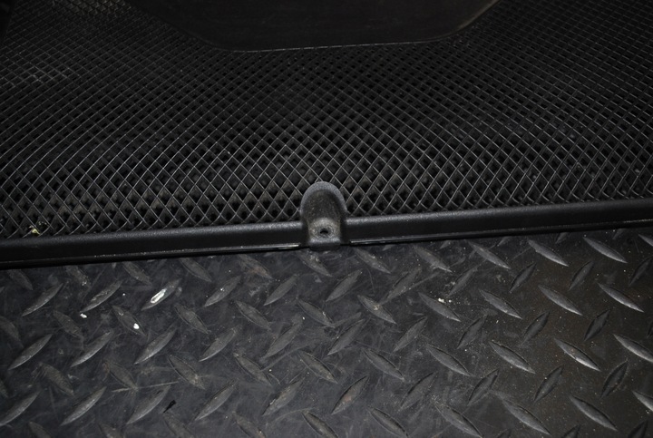 фото №4, Захист вентилятор повітропровід audi a8 d2 4d0819408