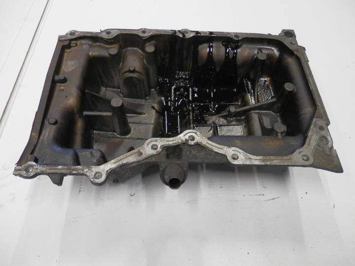 фото №1, Mazda mpv ii 2.3b піддон масляна масла l32510401