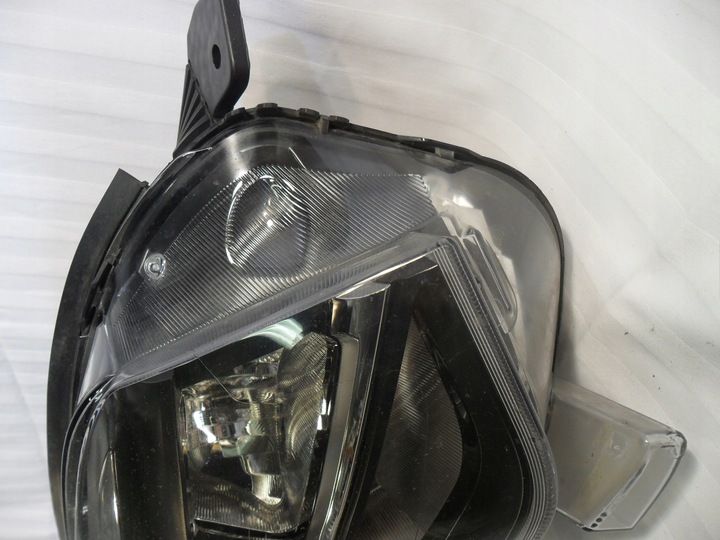 фото №10, Лампа праві перед 9832836480 opel zafira d vivaro c 00218274-01 eu