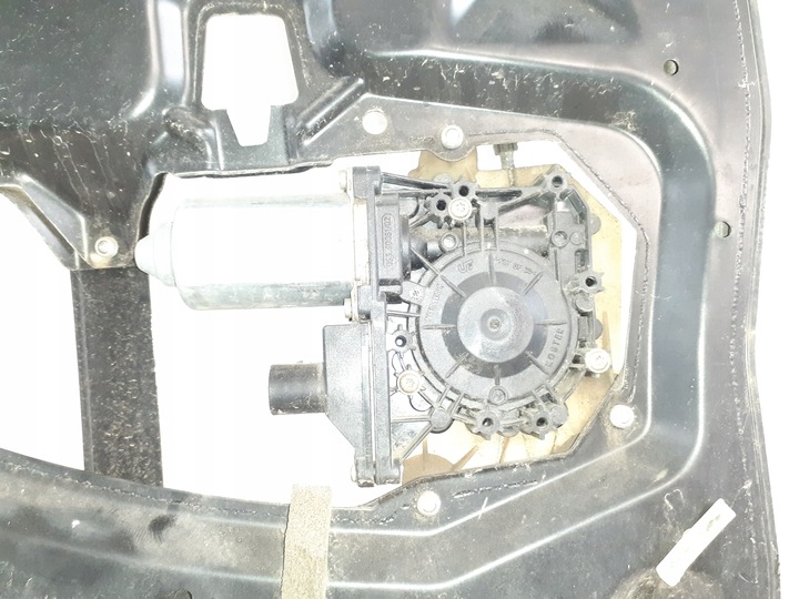фото №6, Рамка механізм скло лівий зад audi a3 8l