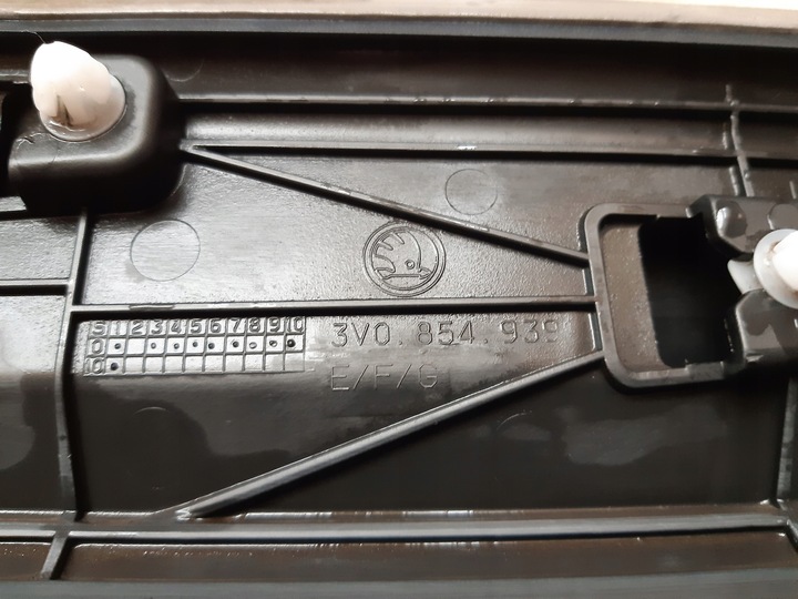 фото №7, Планка дверь - перед - skoda superb iii - 3v0