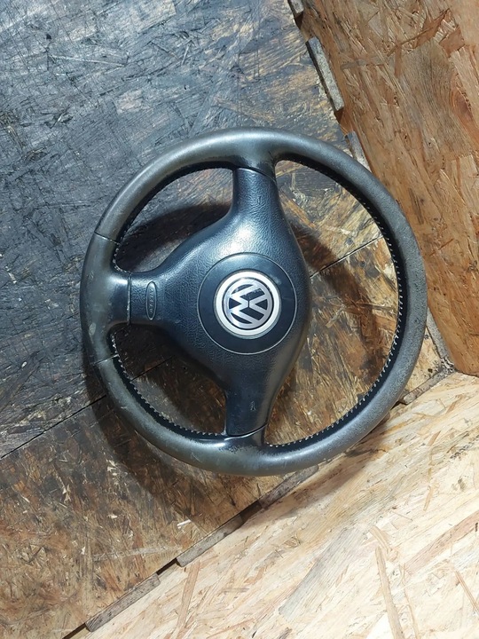 фото №8, Руль трёхспицевый кожа vw passat b5 golf iv 1j0419091ae