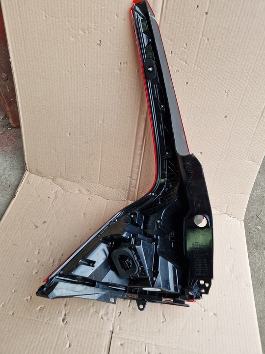 фото №10, Volvo xc60 ii лампа права зад задня led 31655359